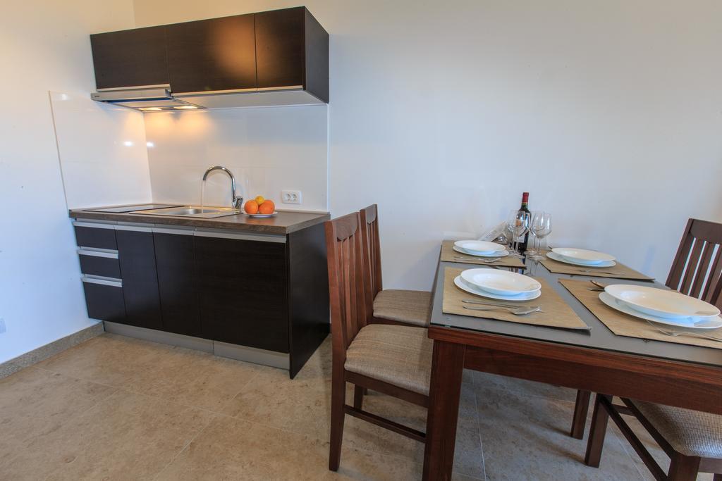 Kuce Lekovica & Snack Bar- Bistro * Bar