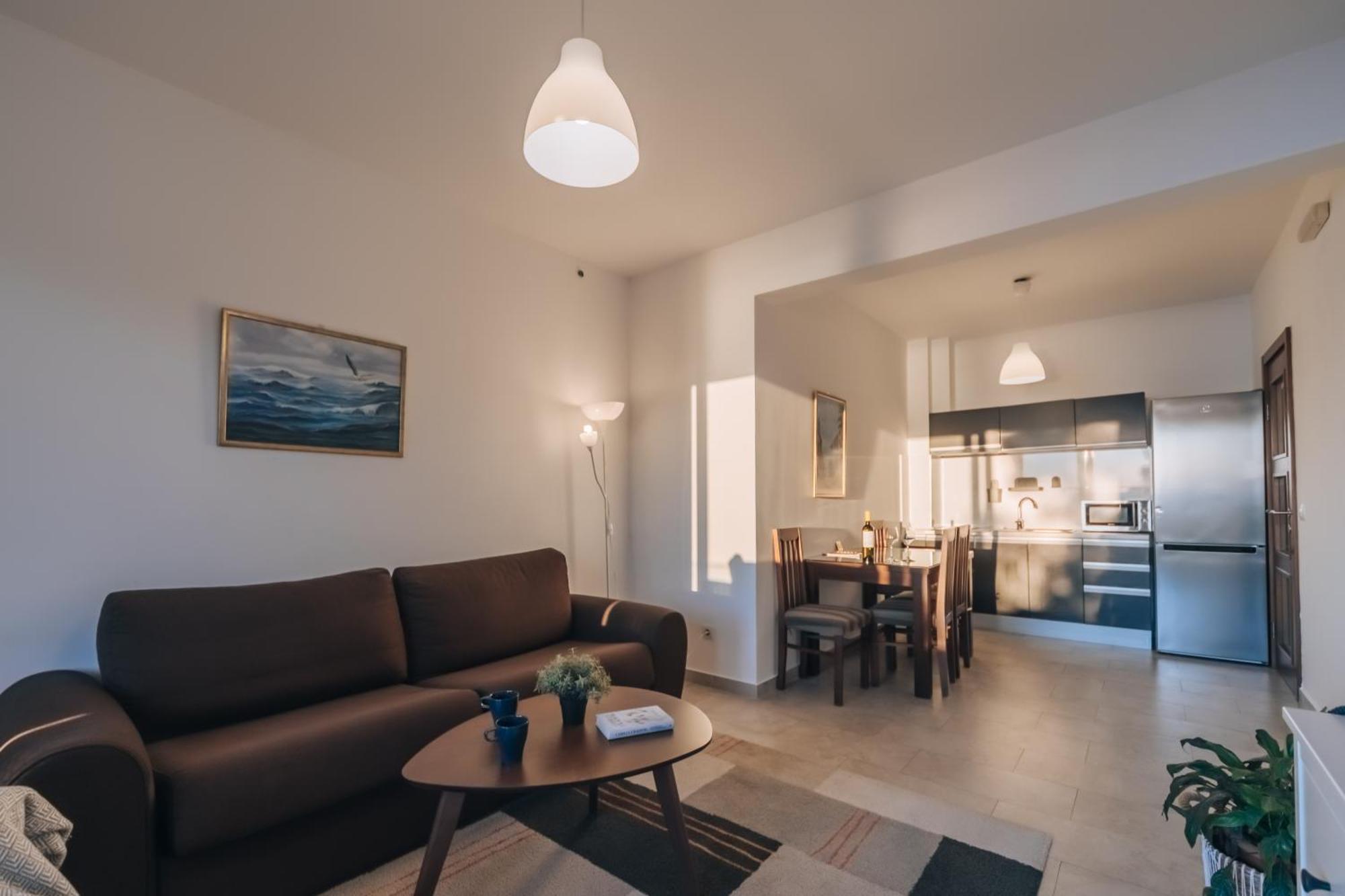 Kuce Lekovica & Snack Bar- Bistro *