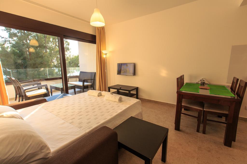 Kuce Lekovica Beach & Snack Bar- Bistro Apartment Bar