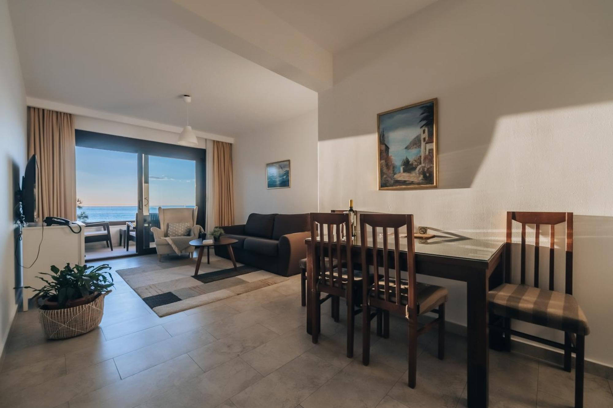 Appartement Kuce Lekovica & Snack Bar- Bistro *
