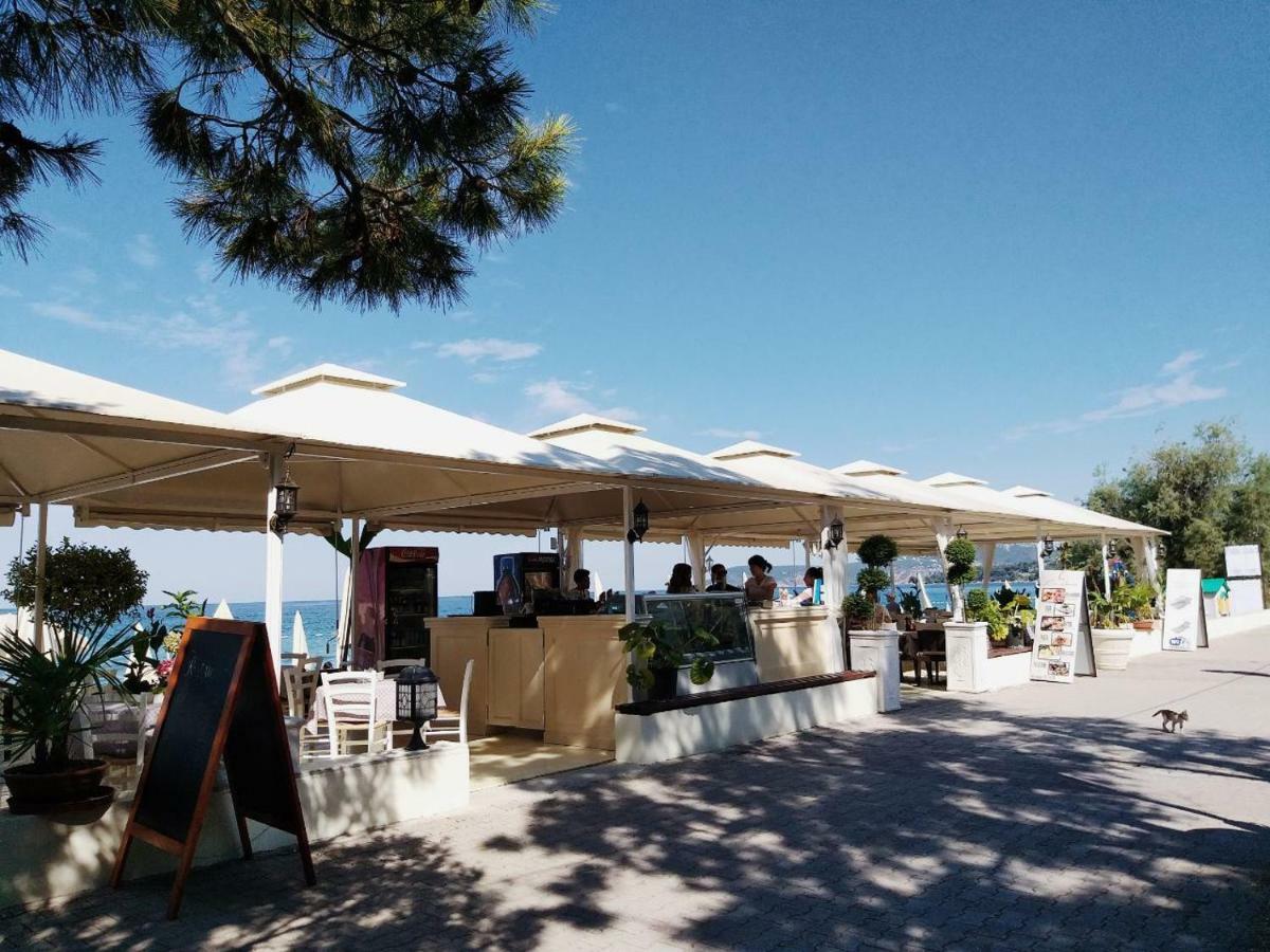 Kuce Lekovica & Snack Bar- Bistro Bar