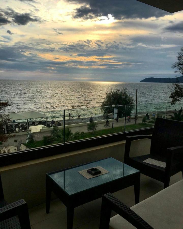 Kuce Lekovica Beach & Snack Bar- Bistro Apartment